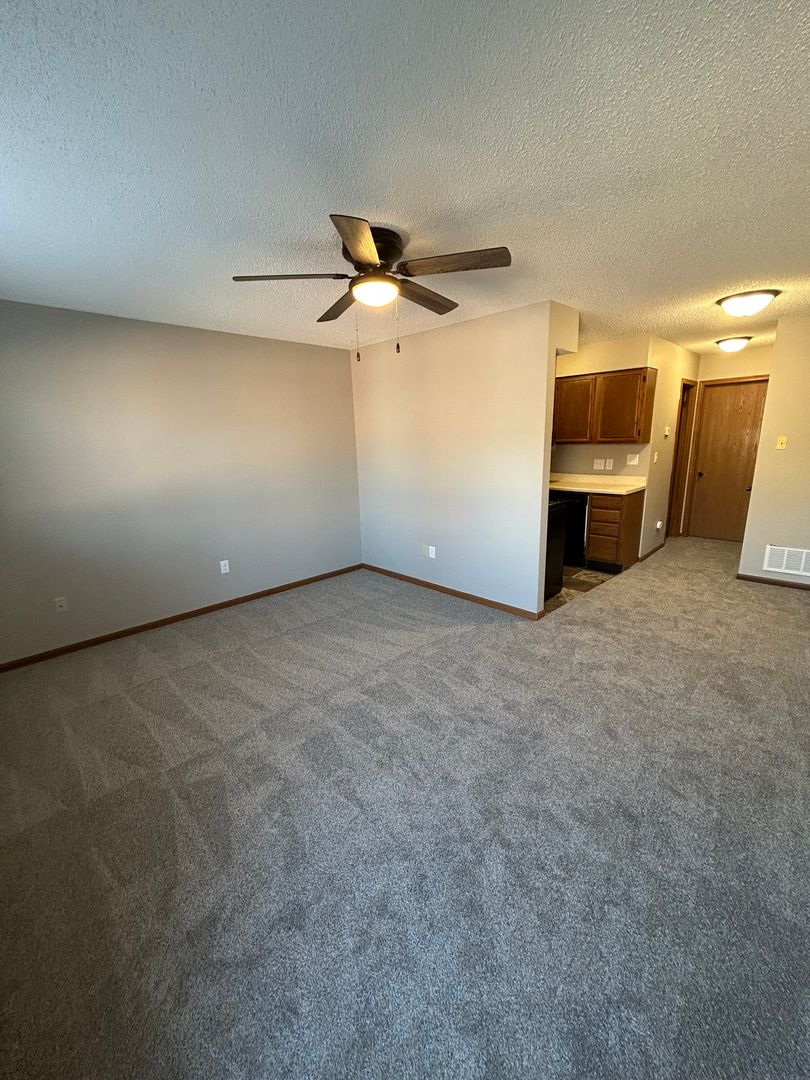 Lincoln Apartment: 2935 N. 53rd Street