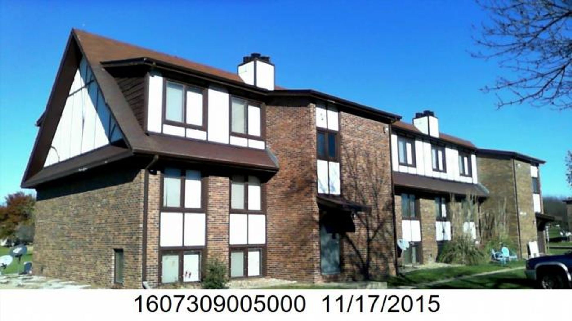 Lincoln Apartment: 5515 S. 31st Street