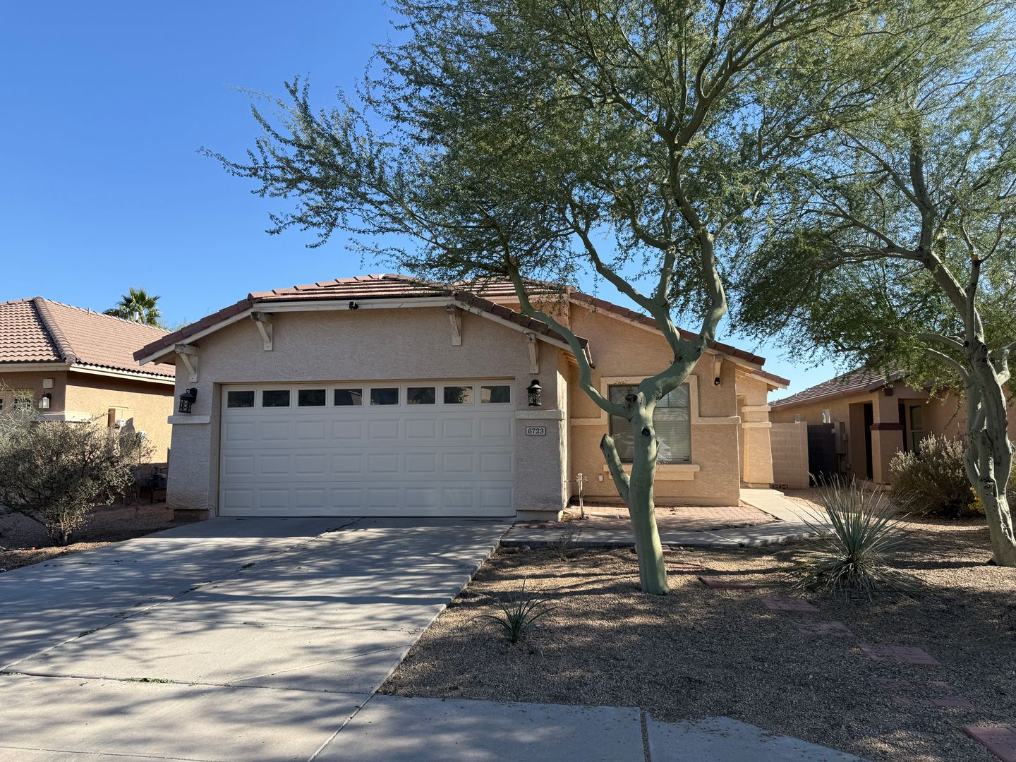 Laveen House: 6723 W Beverly Rd