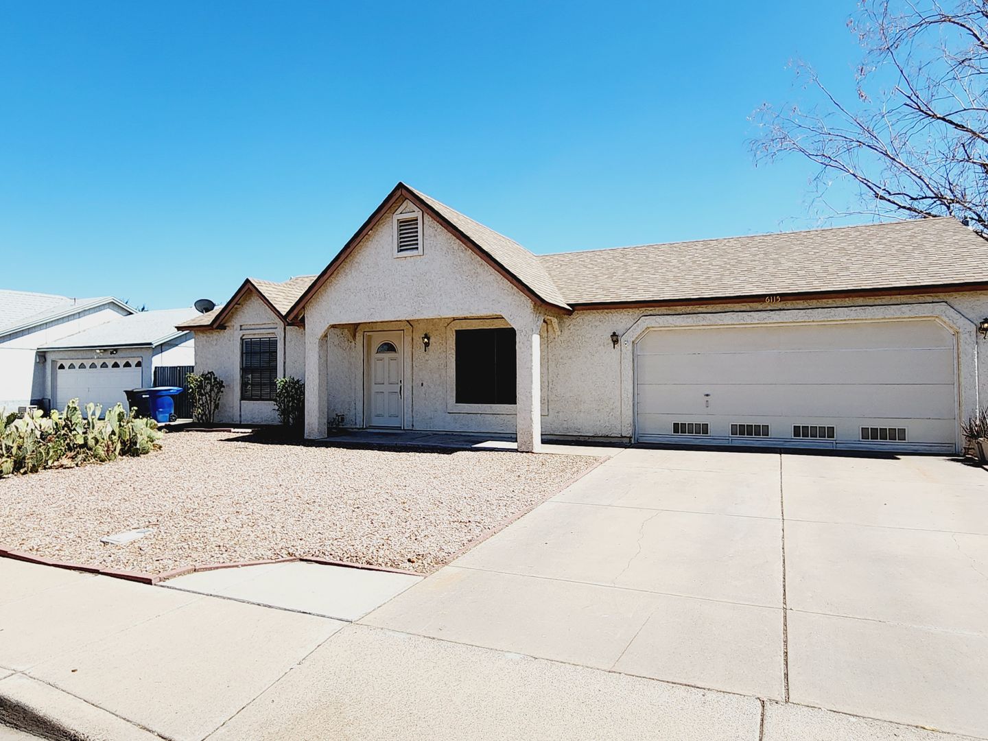 Chandler House: 6115 W LAREDO ST