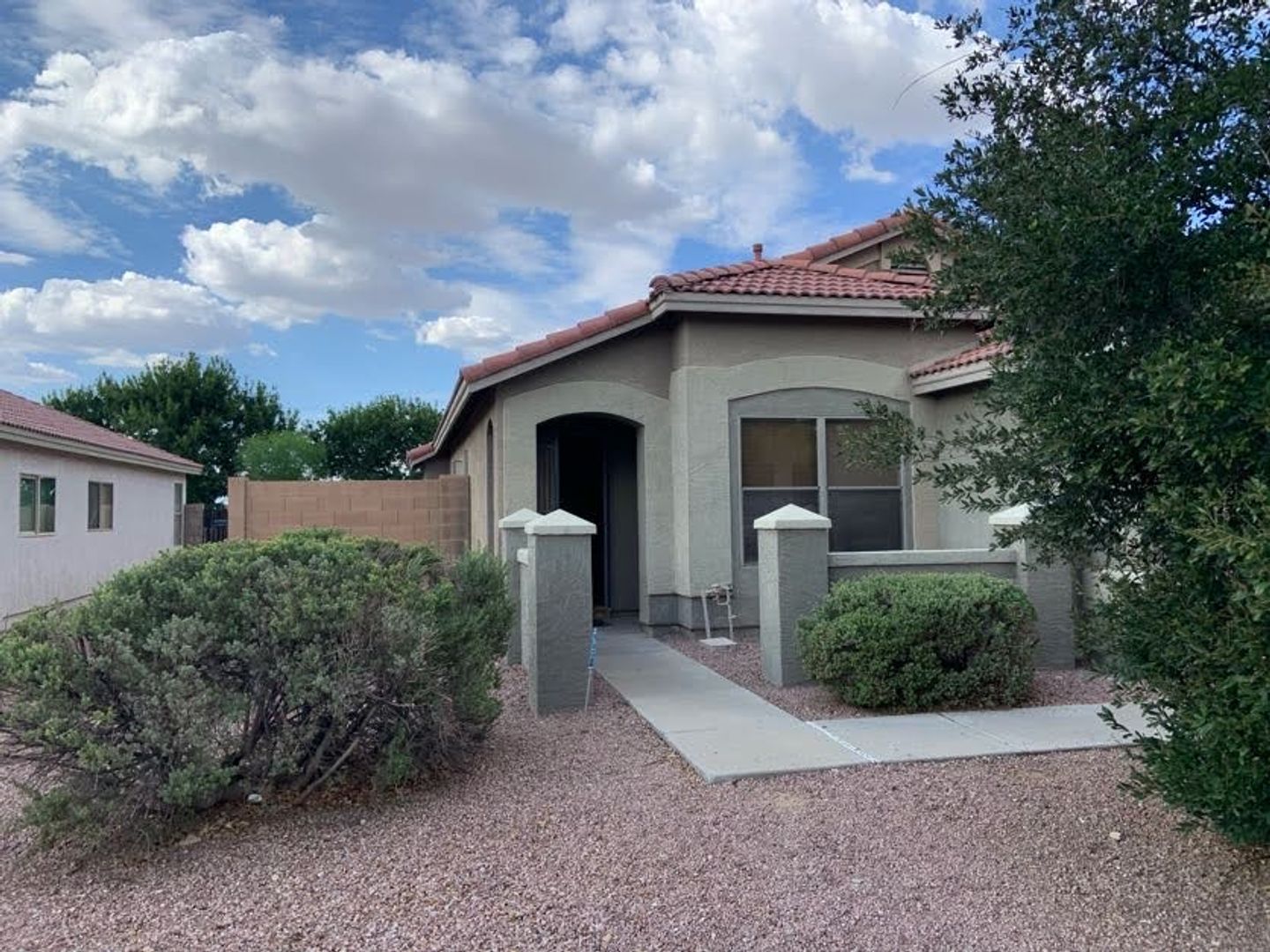 Phoenix House: 1106 E Gwen St