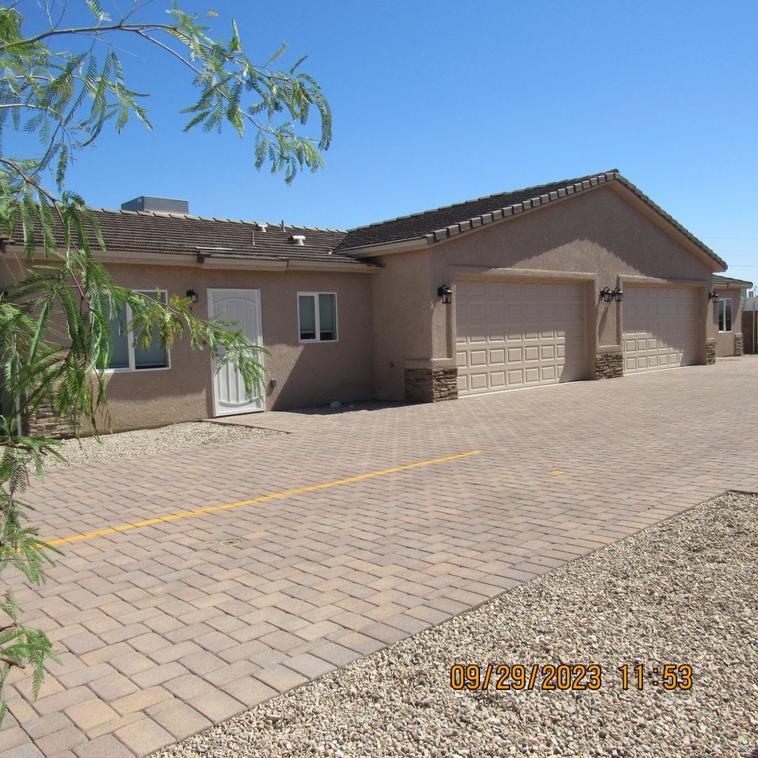 Lake Havasu City Multiplex: 2495 Palisades Dr B 101 & 102