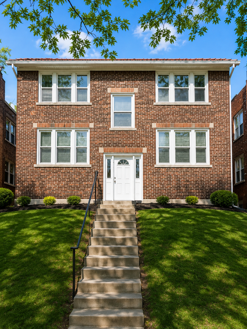 Saint Louis Apartment: 5335 Bancroft Ave