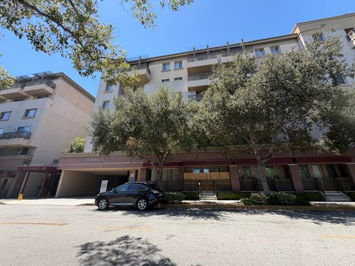Beautiful 2 Bd 2 bath Condo in Pasadena – photo 1