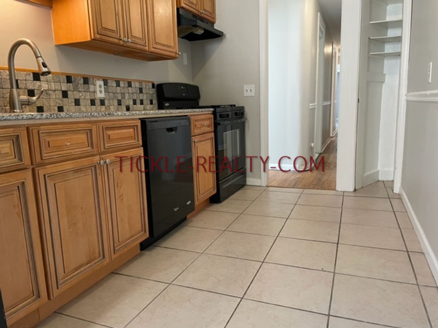 Rochester Apartment: 681 Averill Ave.