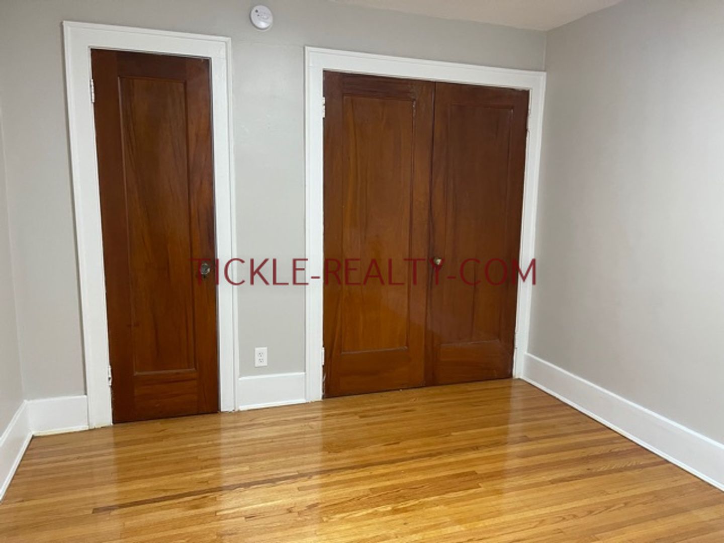 Rochester Apartment: 970 Monroe Avenue