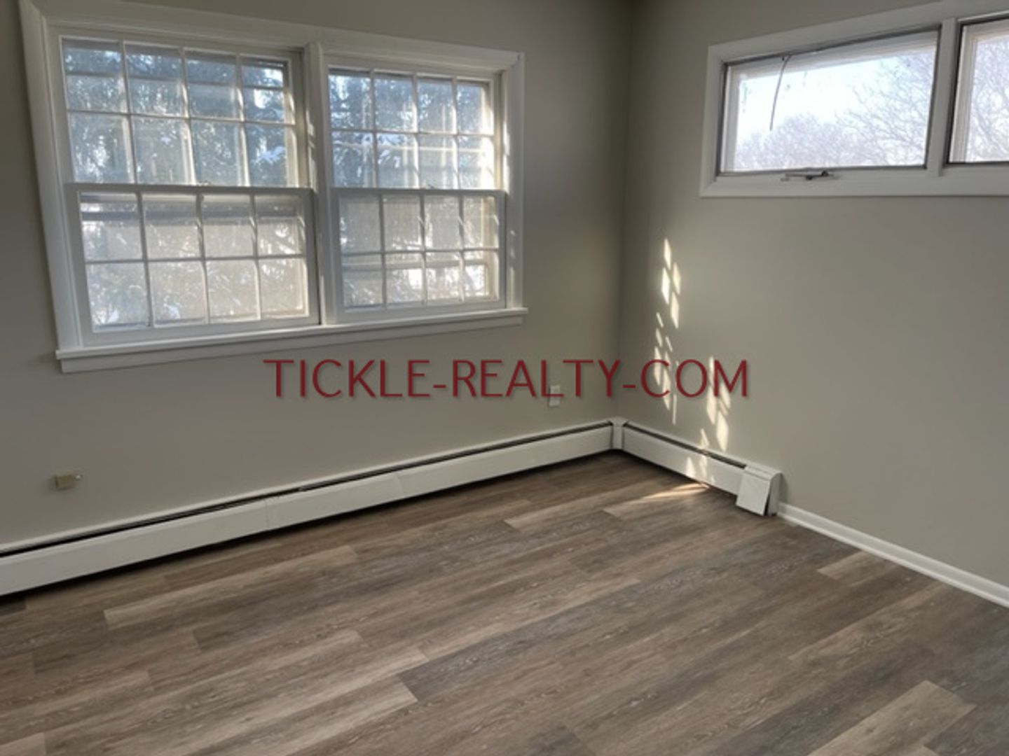 Henrietta Apartment: 1420 Lehigh Station Rd.