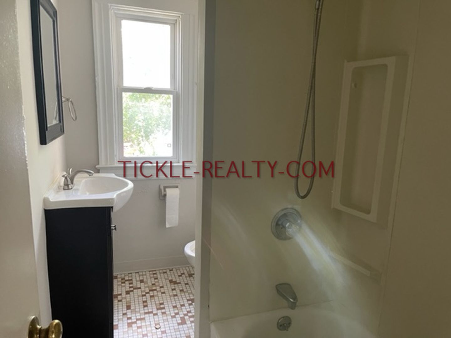 Rochester Apartment: 681 Averill Ave.