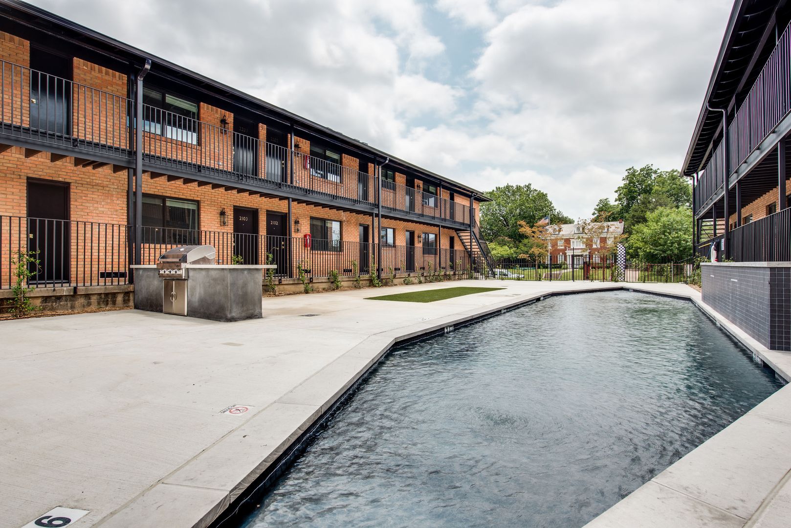 Dallas Apartment: 5103 Liveoak Street