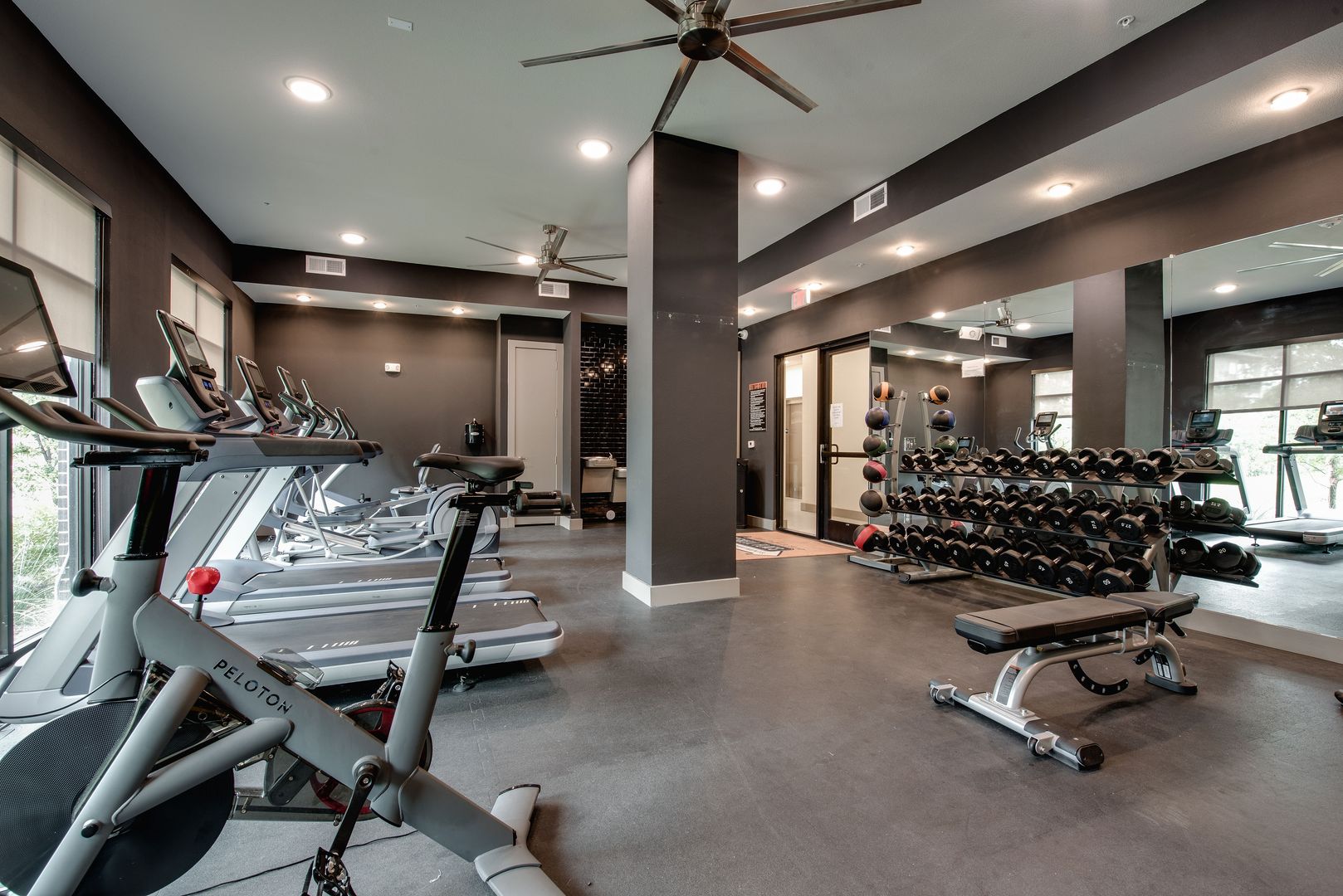 Dallas Apartment: 1500 N. Haskell Ave