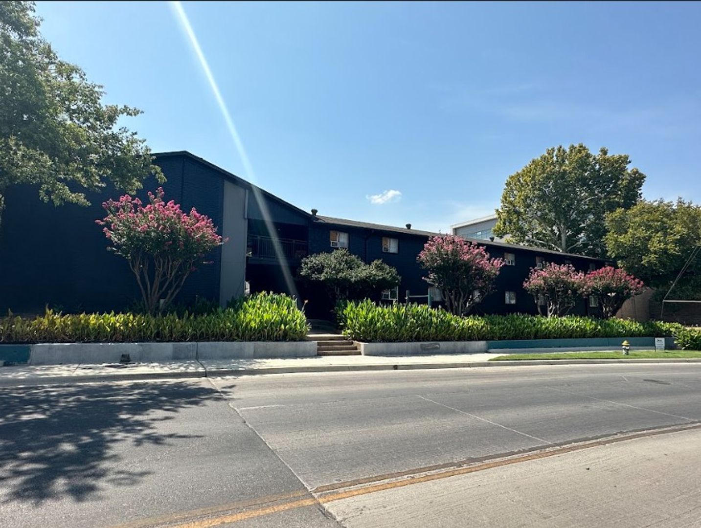 Dallas Apartment: 308 E 8th Street