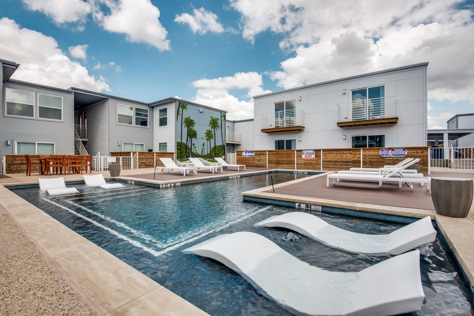 Dallas Apartment: 3328 Cedarplaza