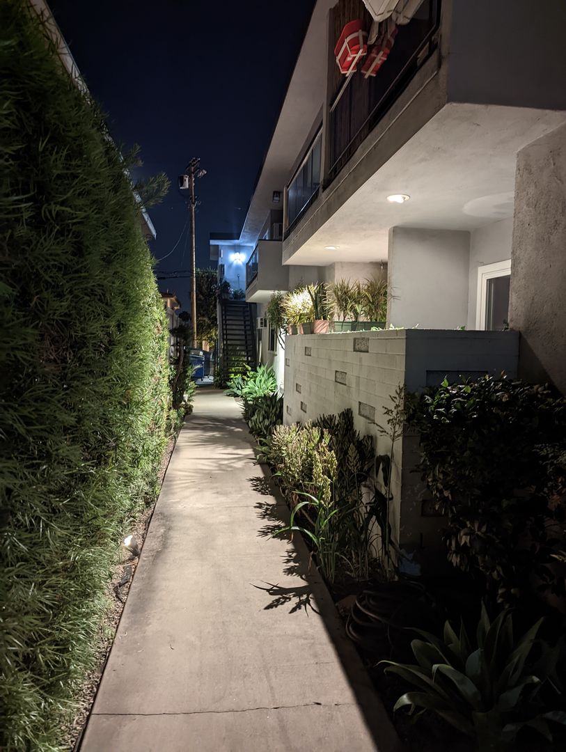 Los Angeles Apartment: 1609 Butler Ave.