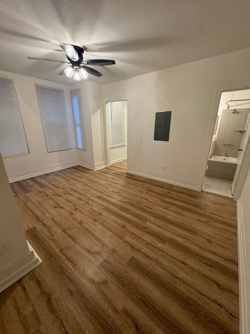 Philadelphia Apartment: 3805 Baring St