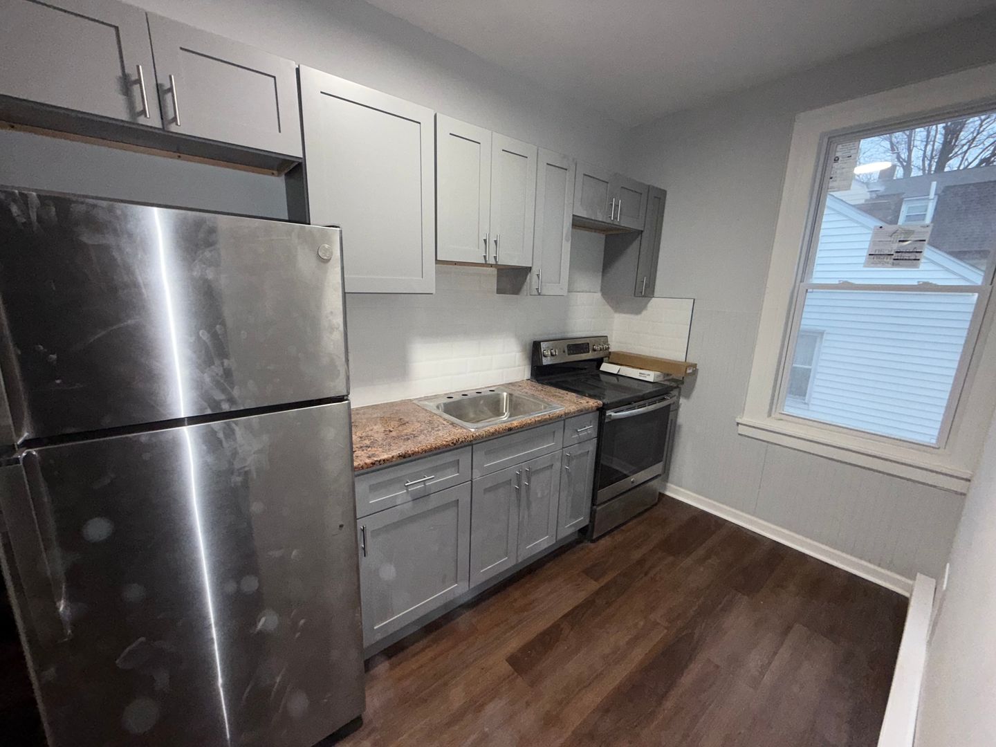 Darby Apartment: 1130 Main St