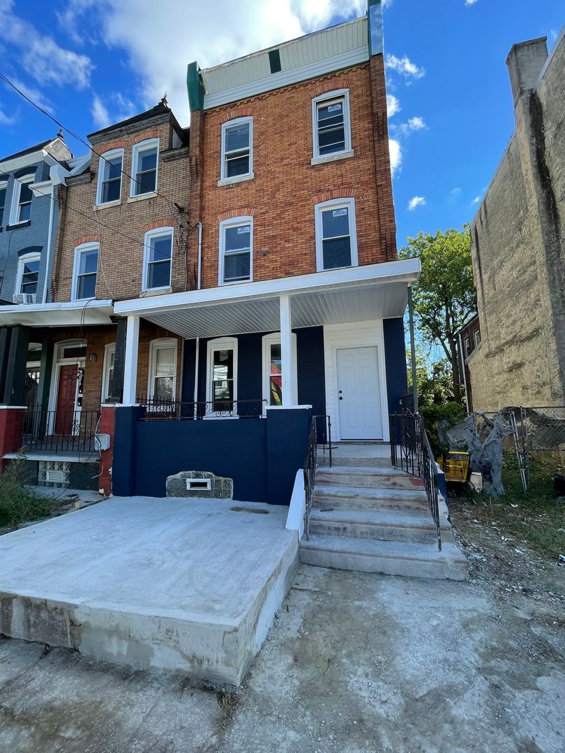 Philadelphia Apartment: 21 N Paxon