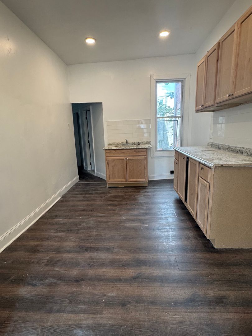 Philadelphia Apartment: 4133 Pennsgrove St,