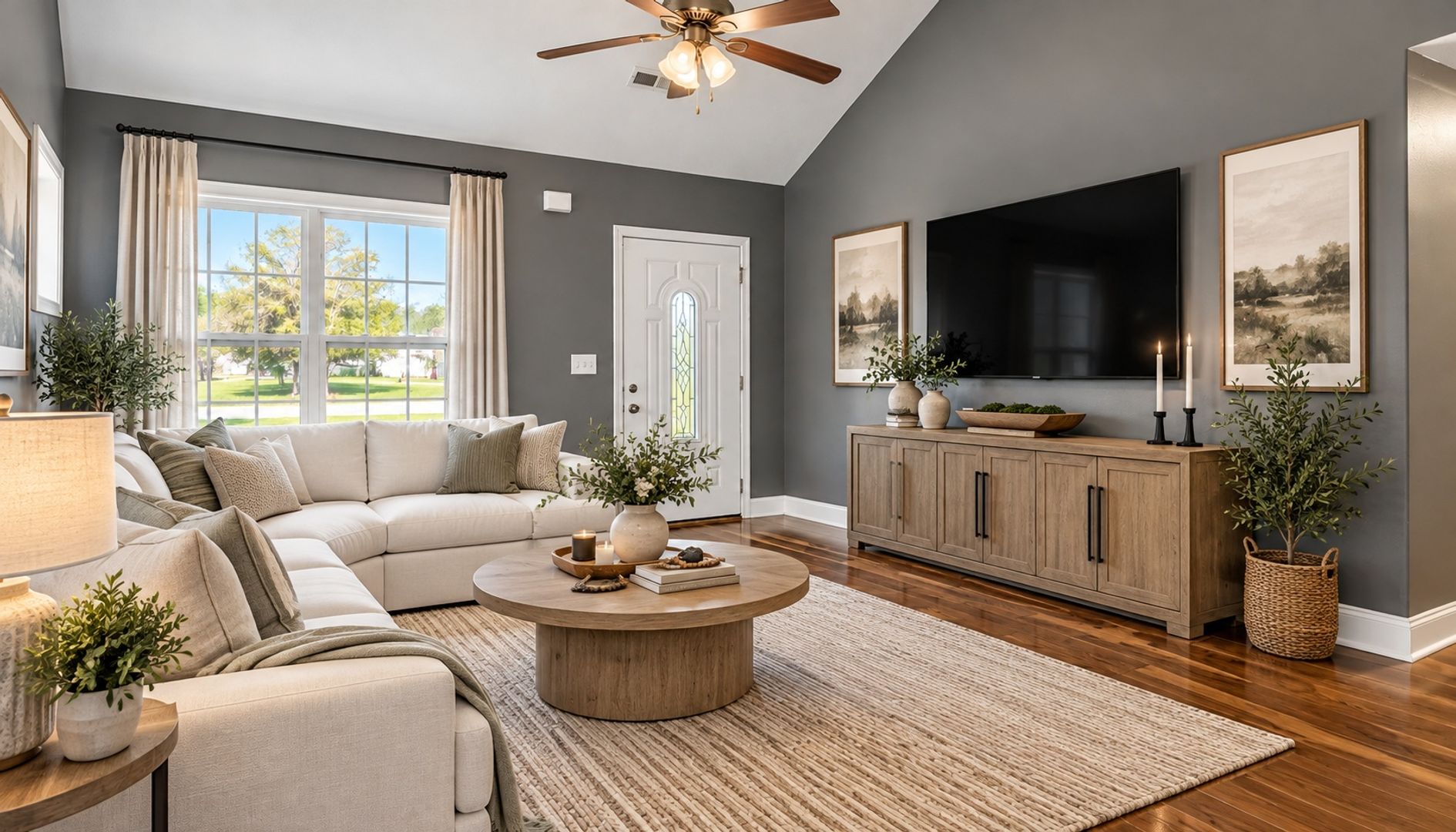 Clarksville House: 488 Medallion Cir