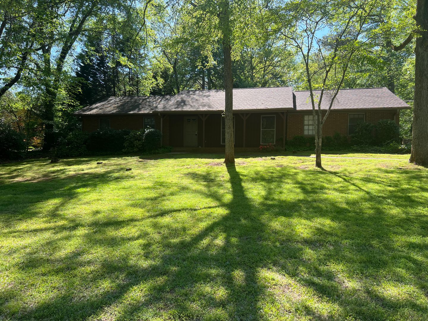 Winterville House: 235 Weatherly Woods Drive