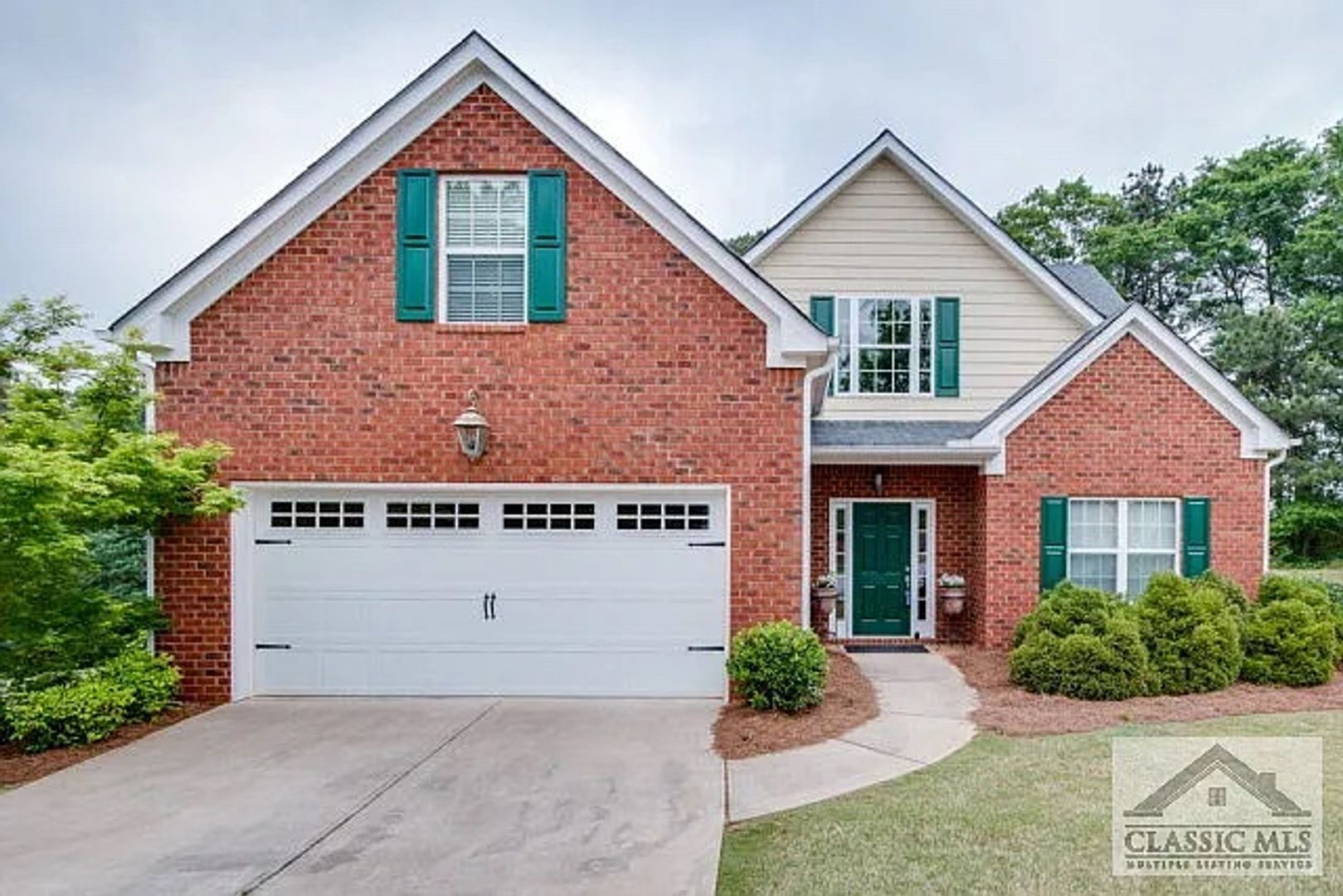 Bogart House: 1190 Brookshire Drive