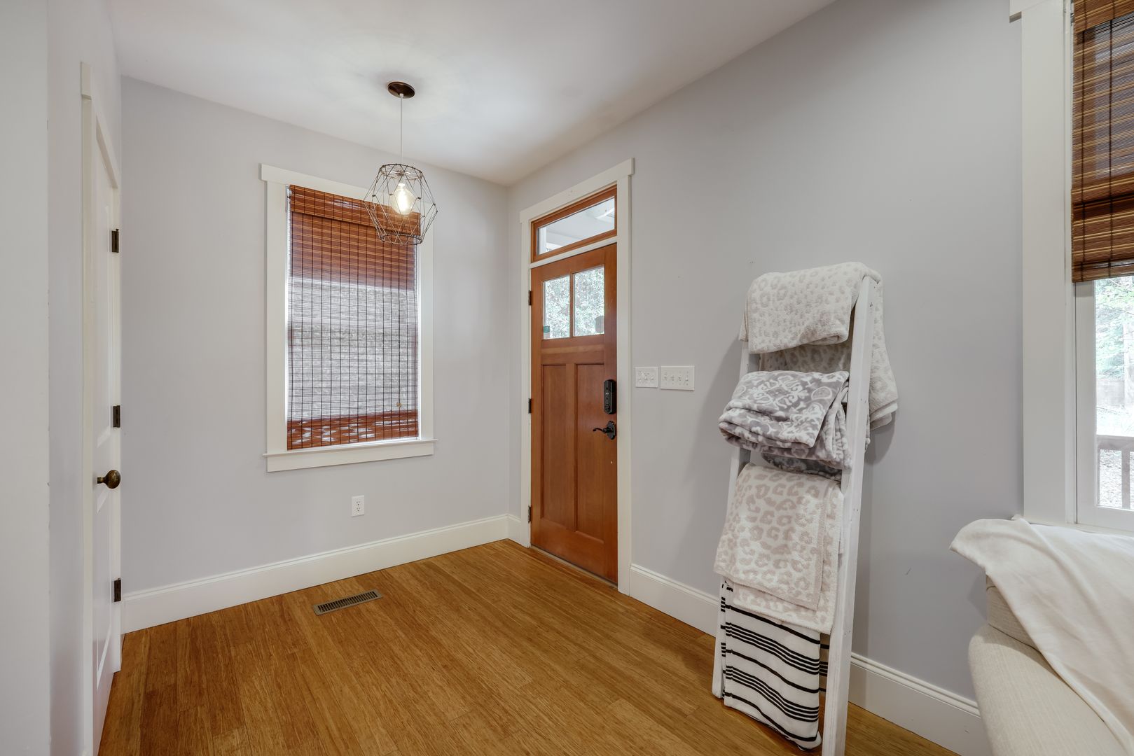 Athens House: 139 Hillside Street