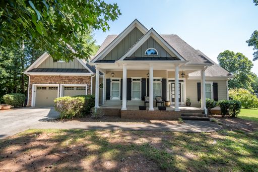 101 Falling Shoals Drive - AVAILABLE NOW! – photo 1