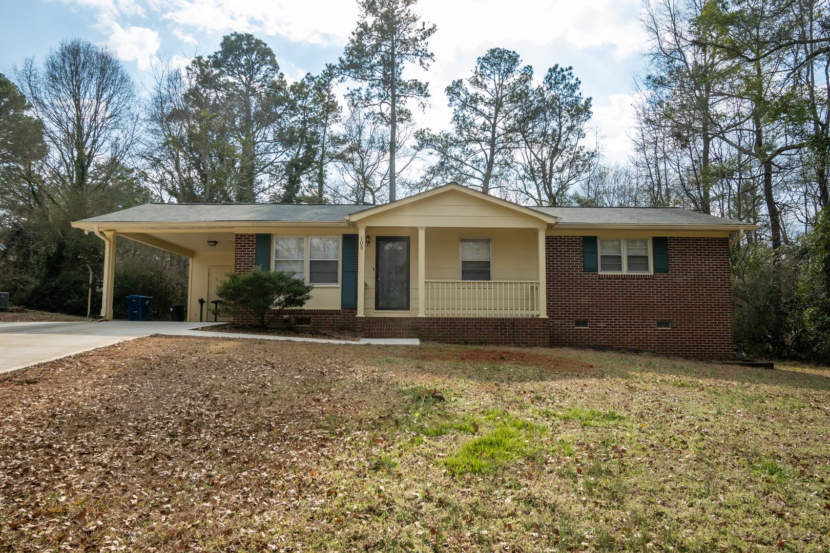 Watkinsville House: 105 Cedar Drive