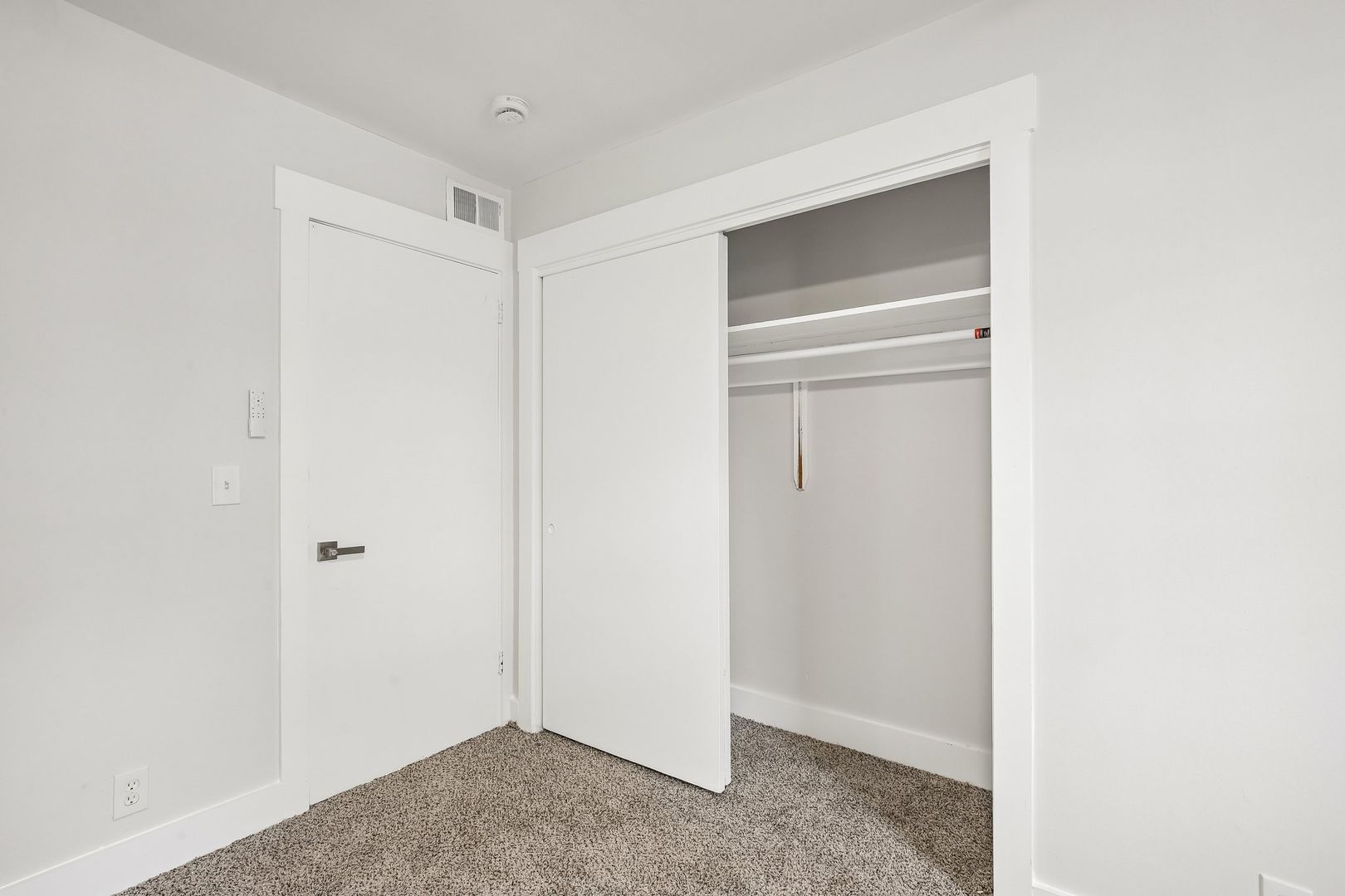 Chateau Apartments 14 of 26