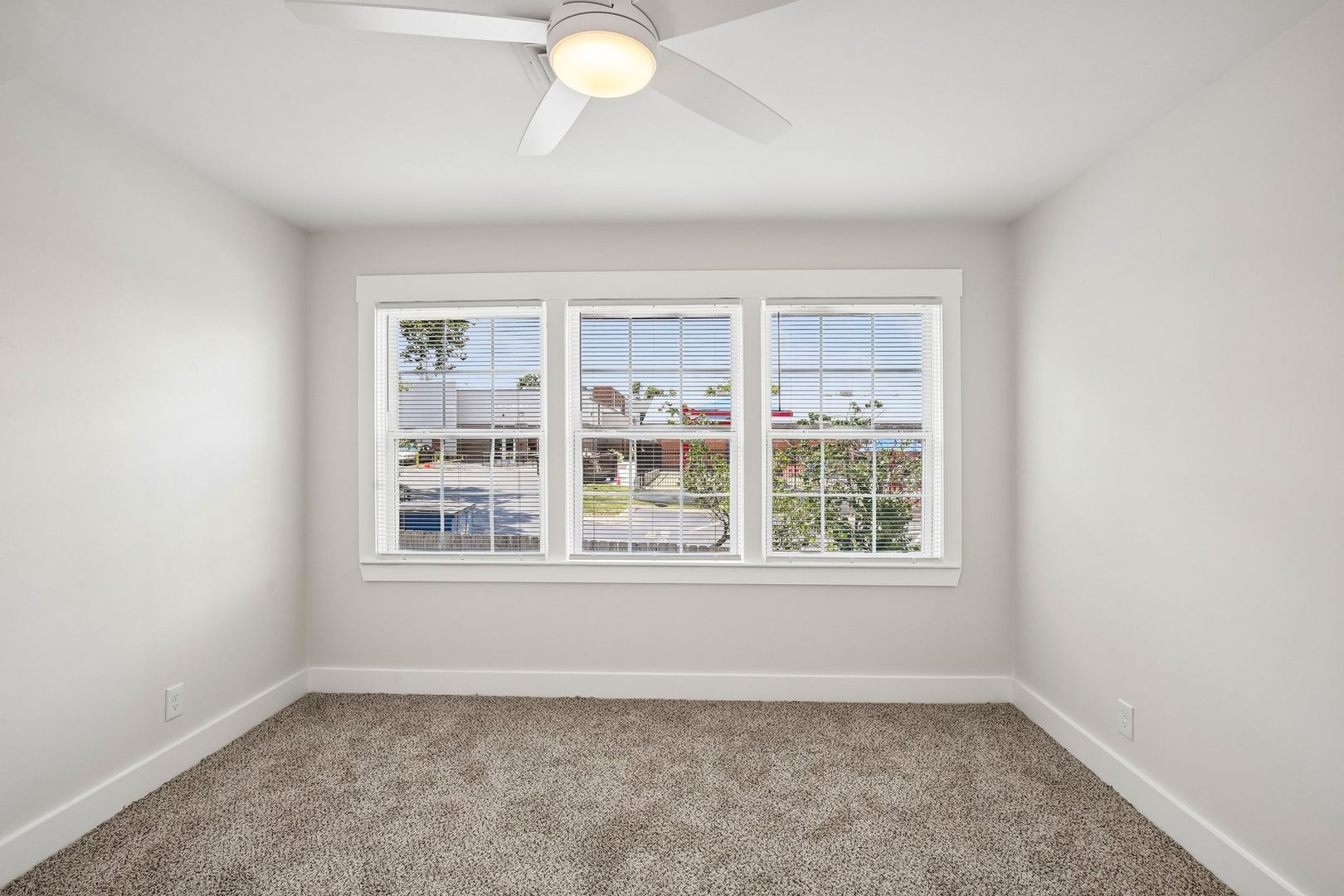 Chateau Apartments 20 of 26