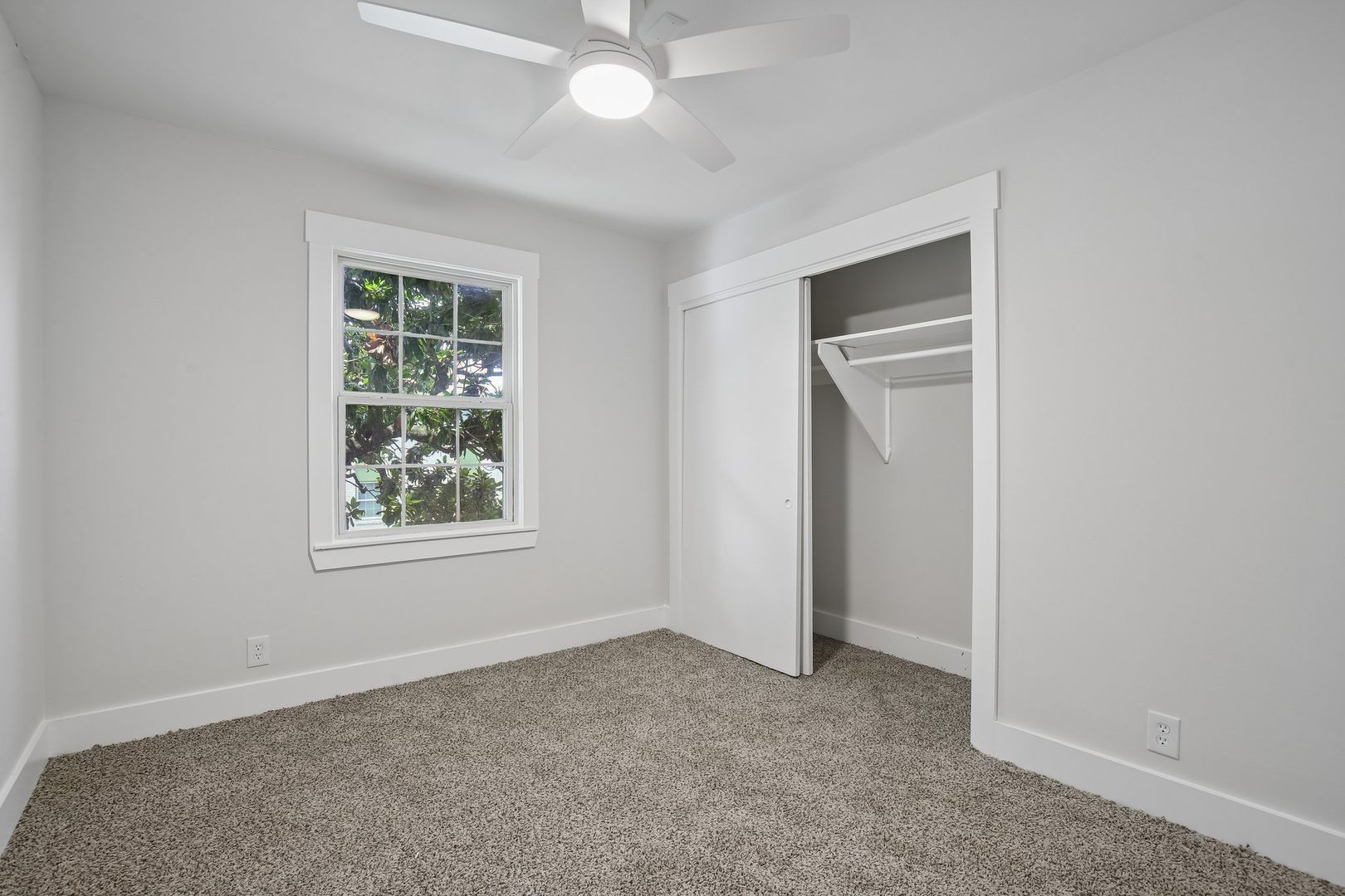 Chateau Apartments 17 of 27
