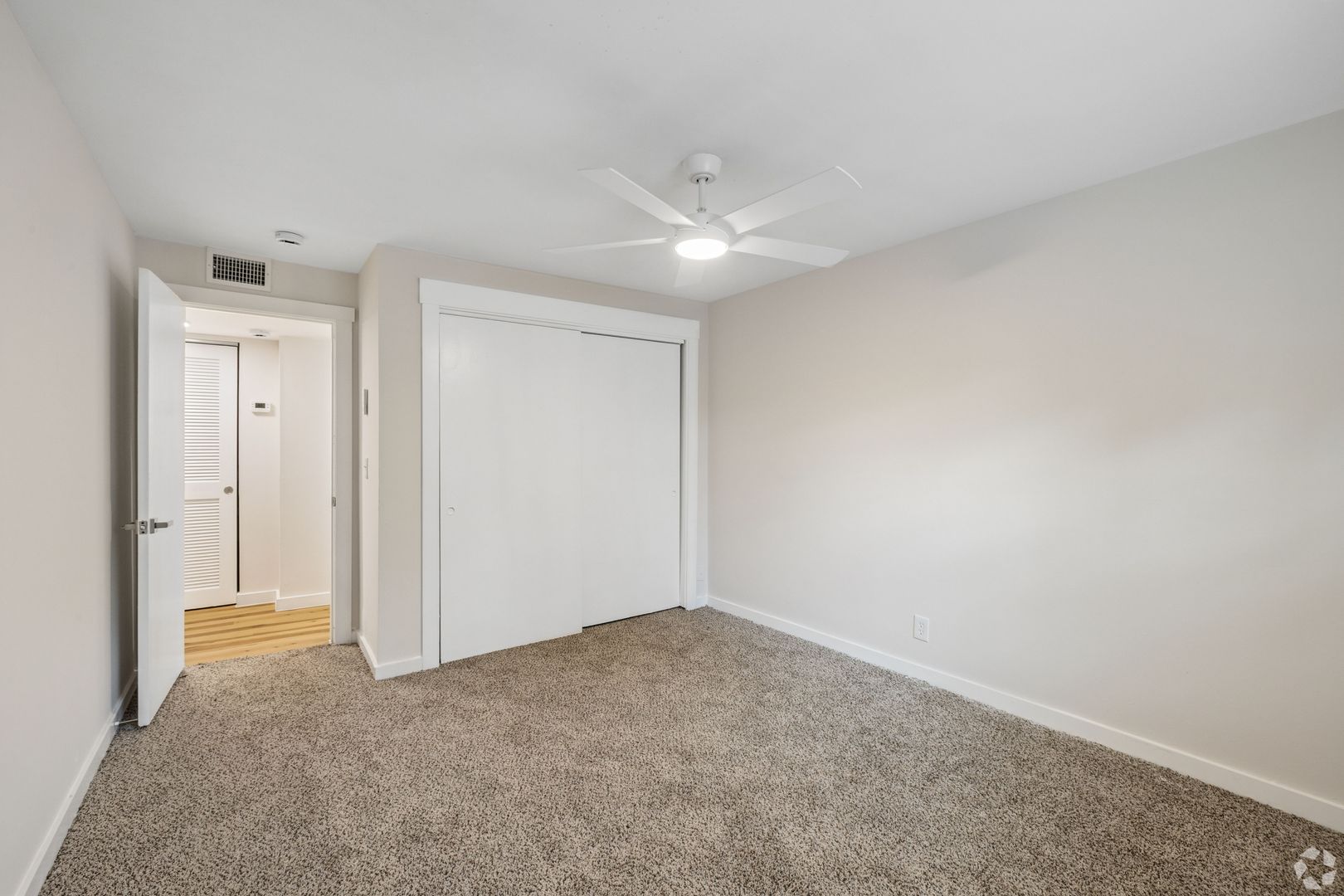 Chateau Apartments 7 of 12