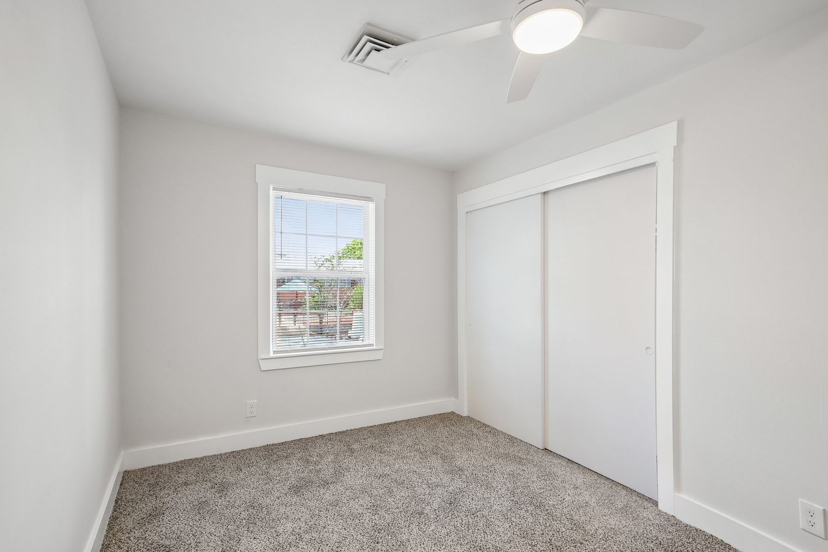 Chateau Apartments 22 of 26