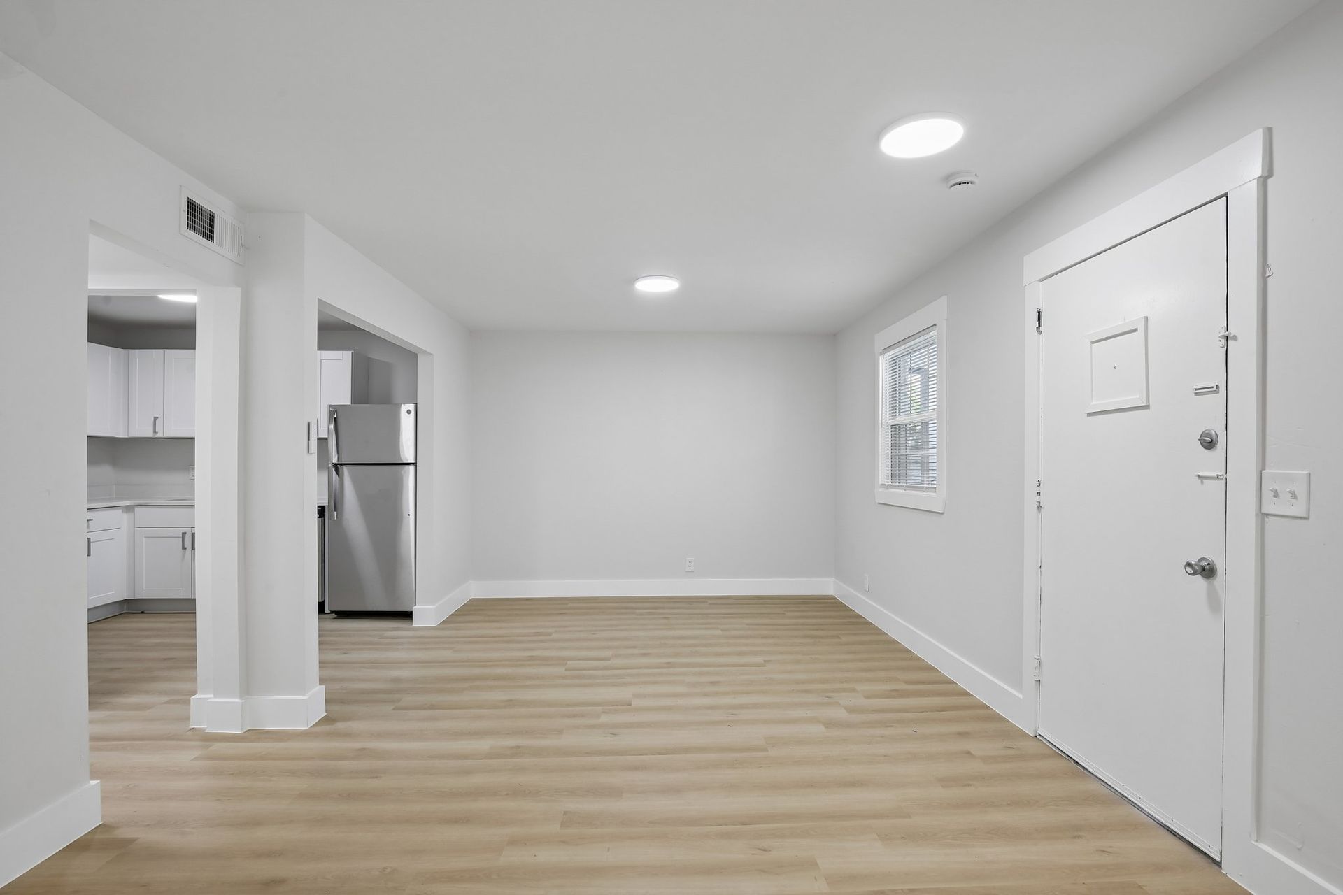 Chateau Apts 2 of 12