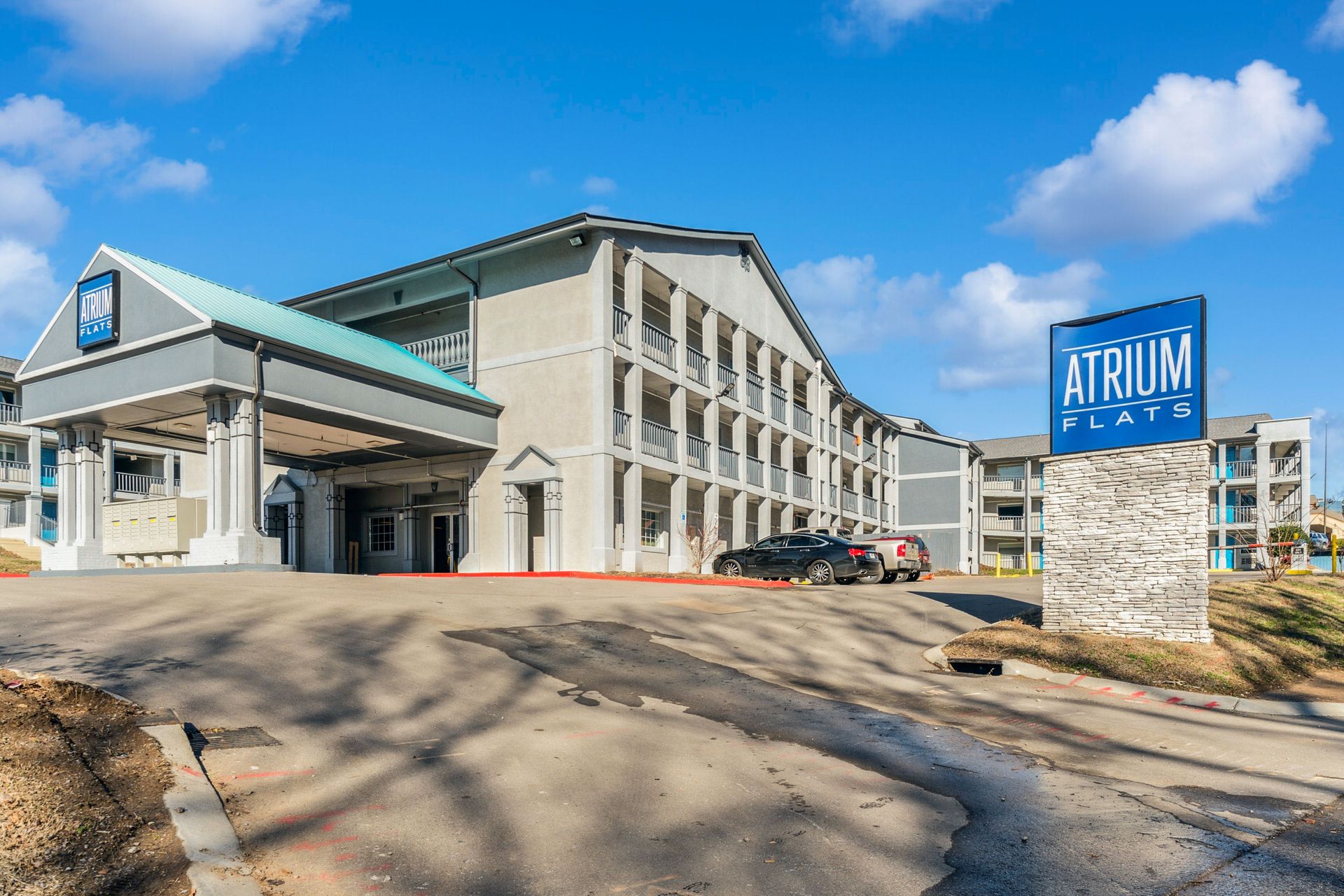 Nashville Apartment: 2425 Atrium Way