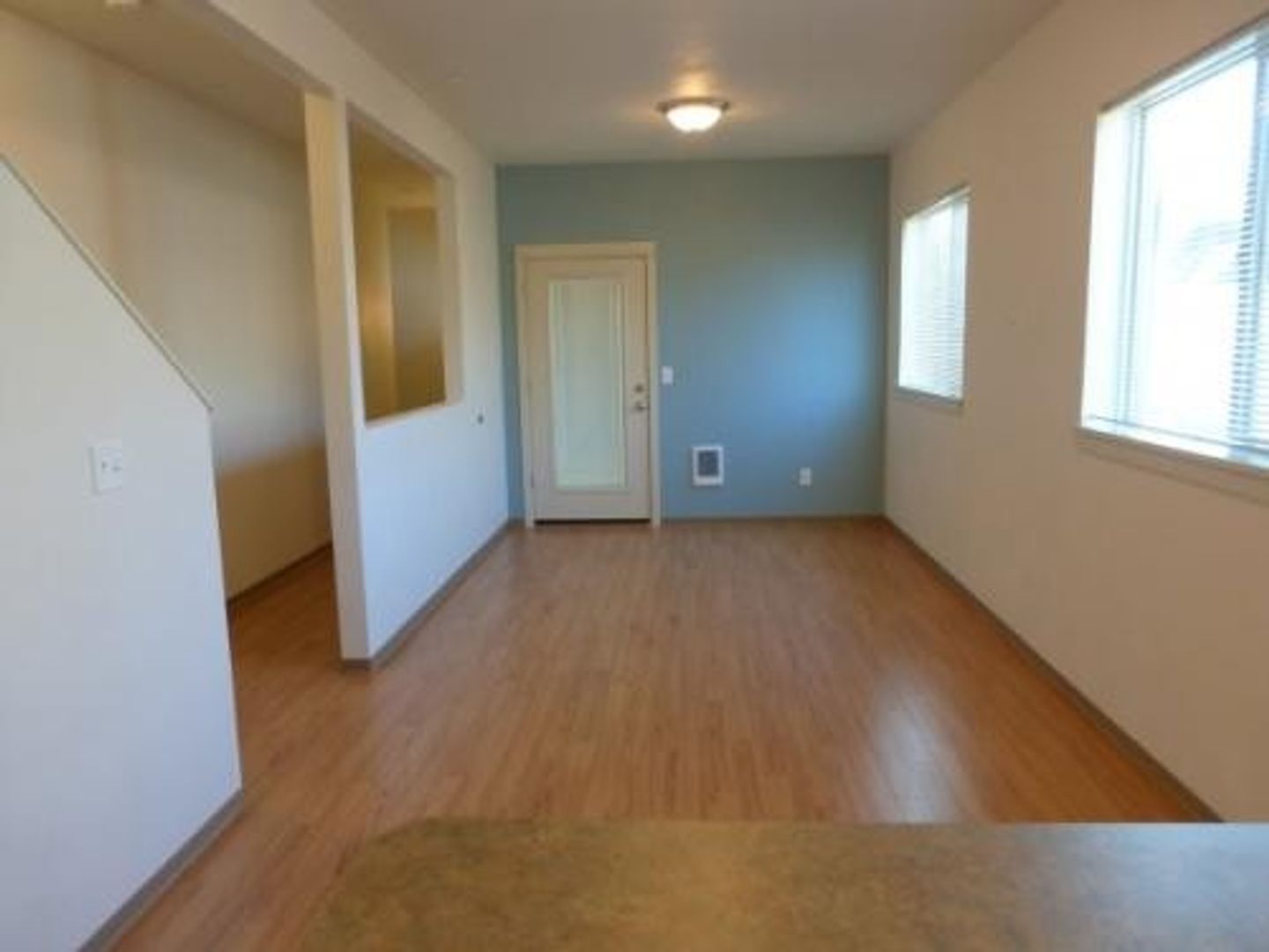 Eugene Apartment: 1370 East 19th Ave