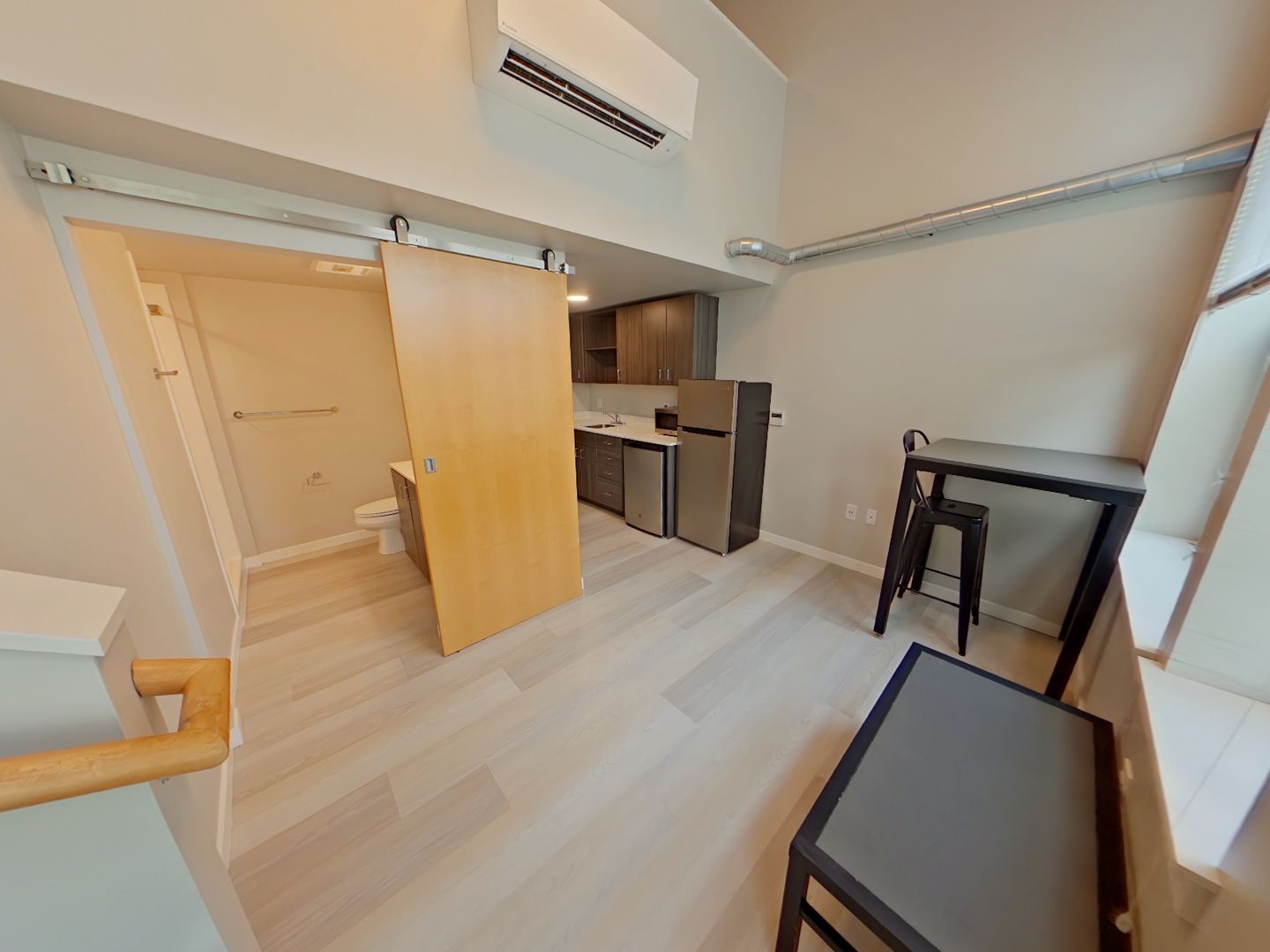 Eugene Apartment: 1820 Ferry Street