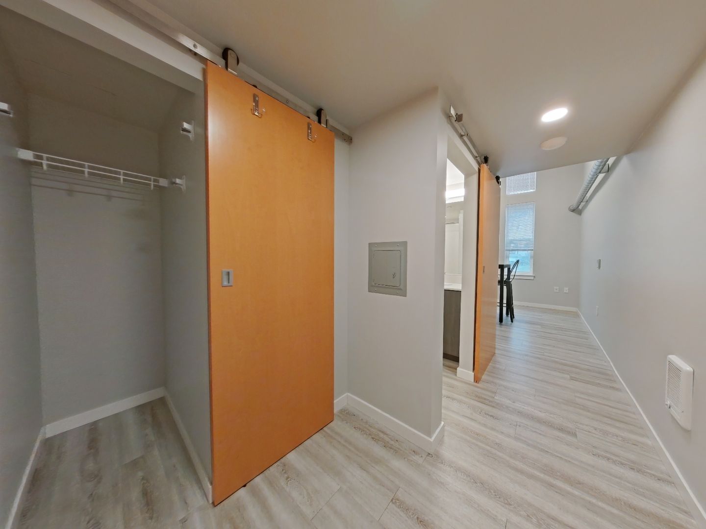 Eugene Apartment: 1820 Ferry Street