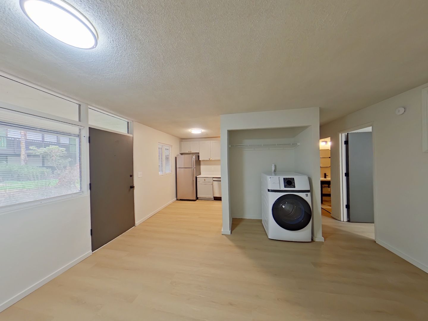 Eugene Apartment: 745 East 15th Avenue