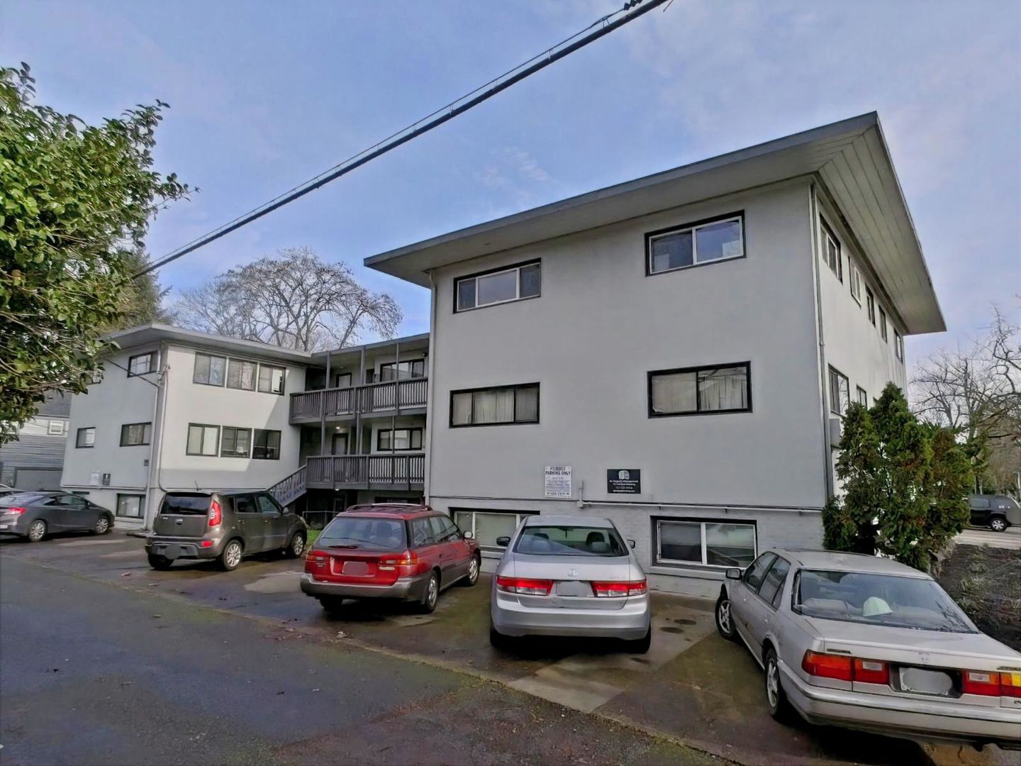 Eugene Apartment: 361 East 14th Ave & 1355 Mill Alley