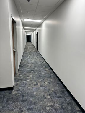 Brand new high tech office suites. With shared modern conference rooms. – photo 1