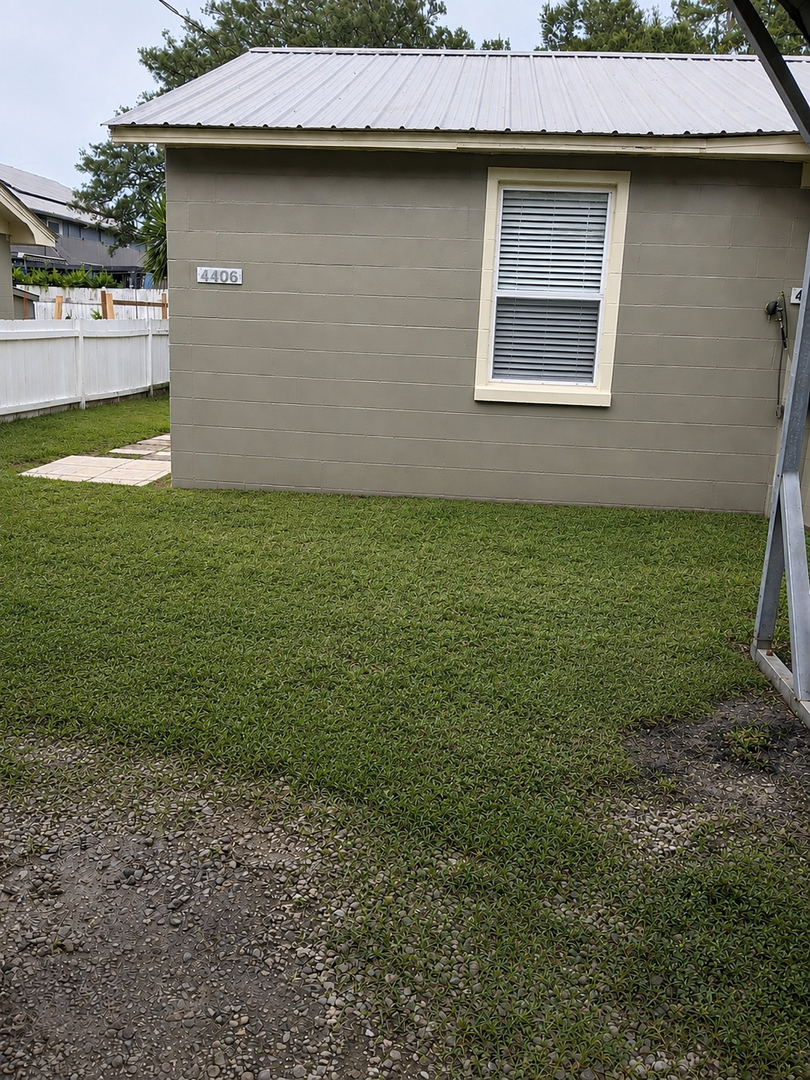 Zephyrhills House: 4406 Plum Street