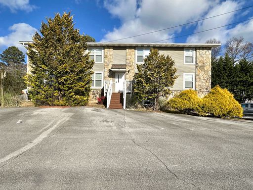 2 bedroom/1 bath unit in West Knoxville! – photo 1
