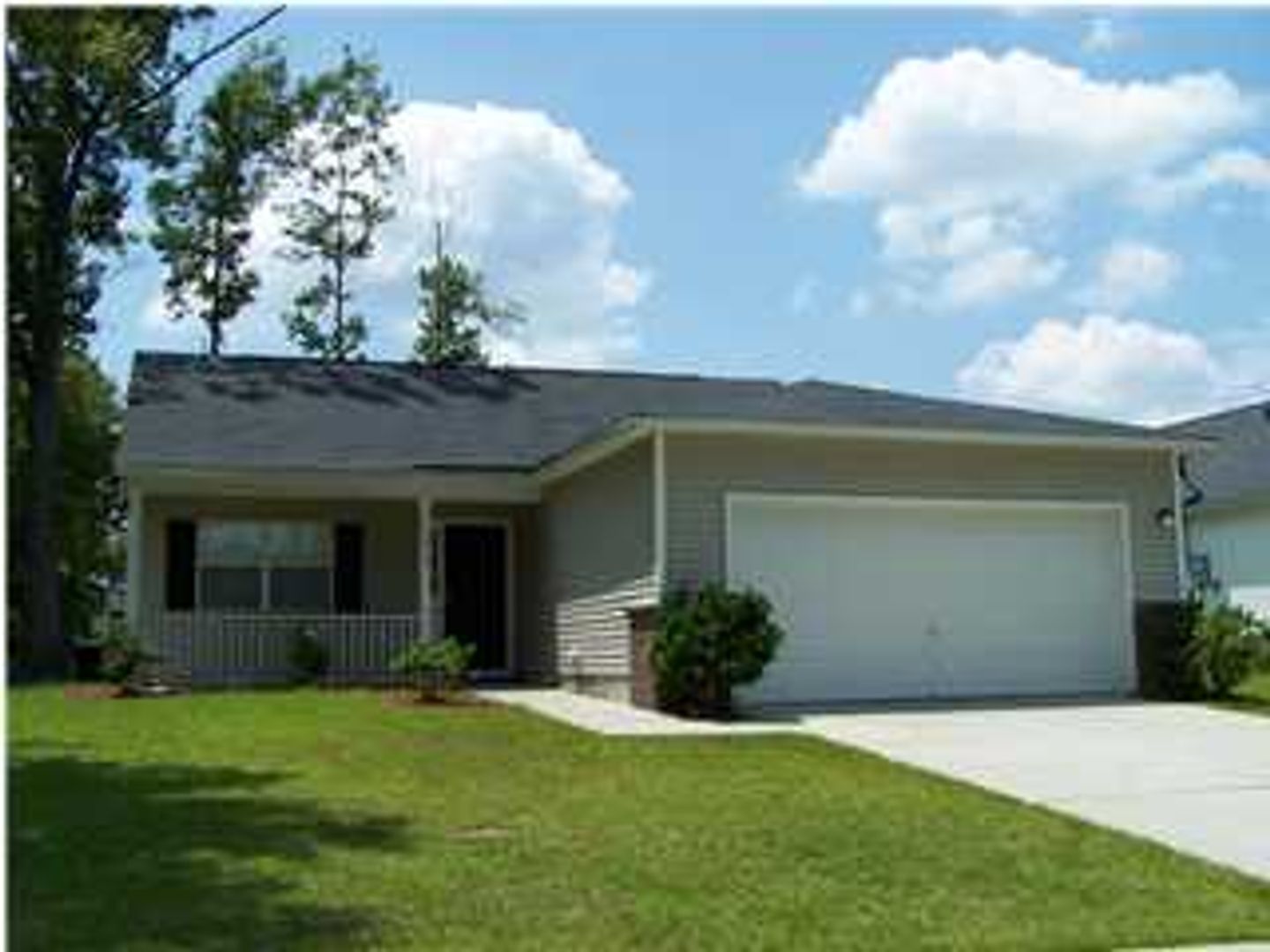 Ladson House: 1316 Pinyon Pine Drive