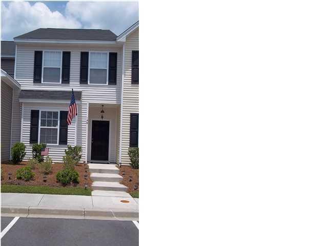 Goose Creek House: 146 Woodward Rd