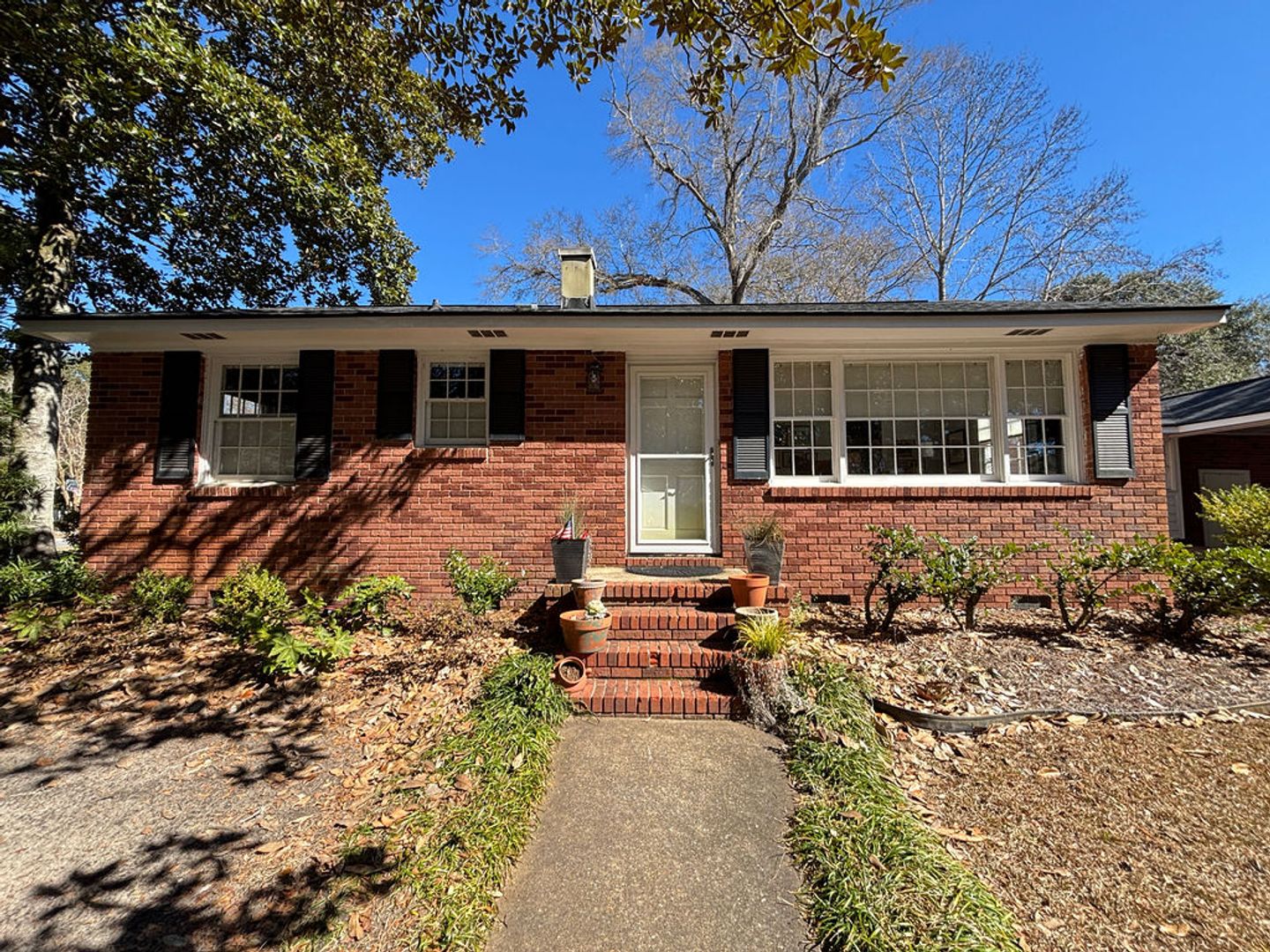 Mt. Pleasant House: 725 Sinlea Ave