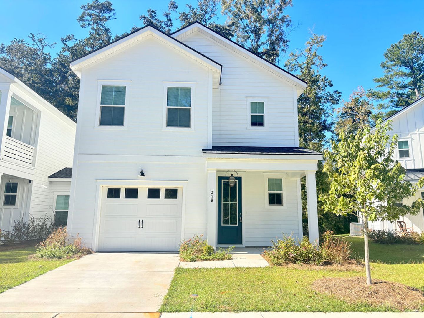 Charleston House: 249 Claret Cup Way