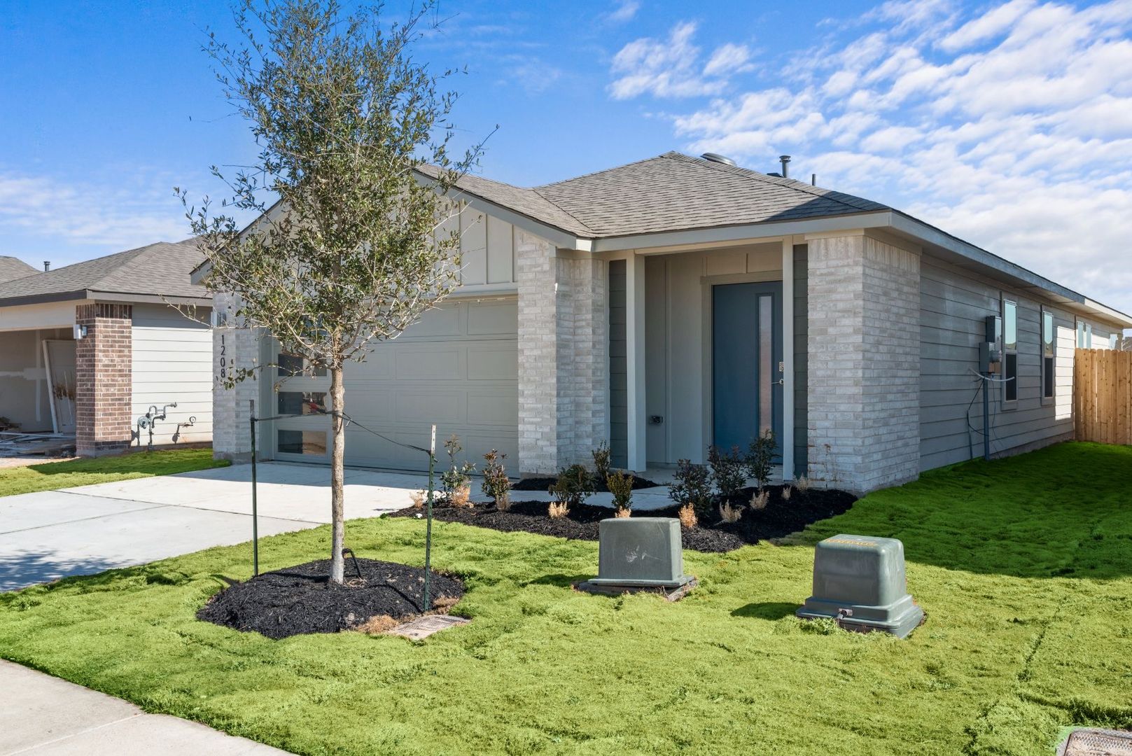 College Station House: 944 Lady Bird Lane