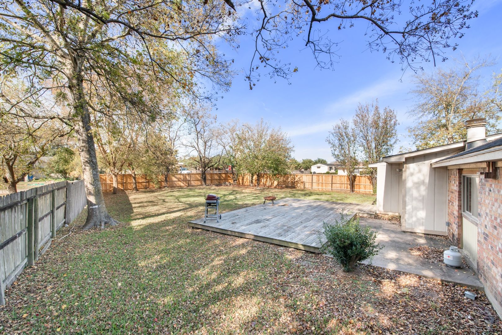 College Station House: 1419 Holik