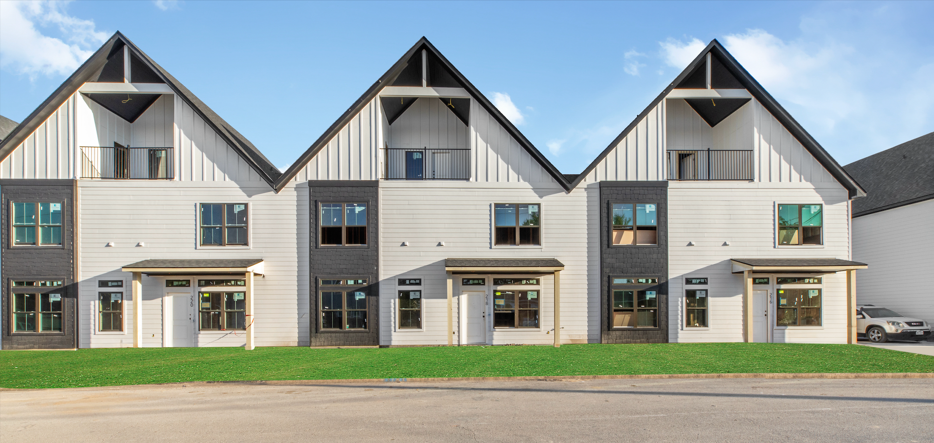 College Station House: 250 Richards St.