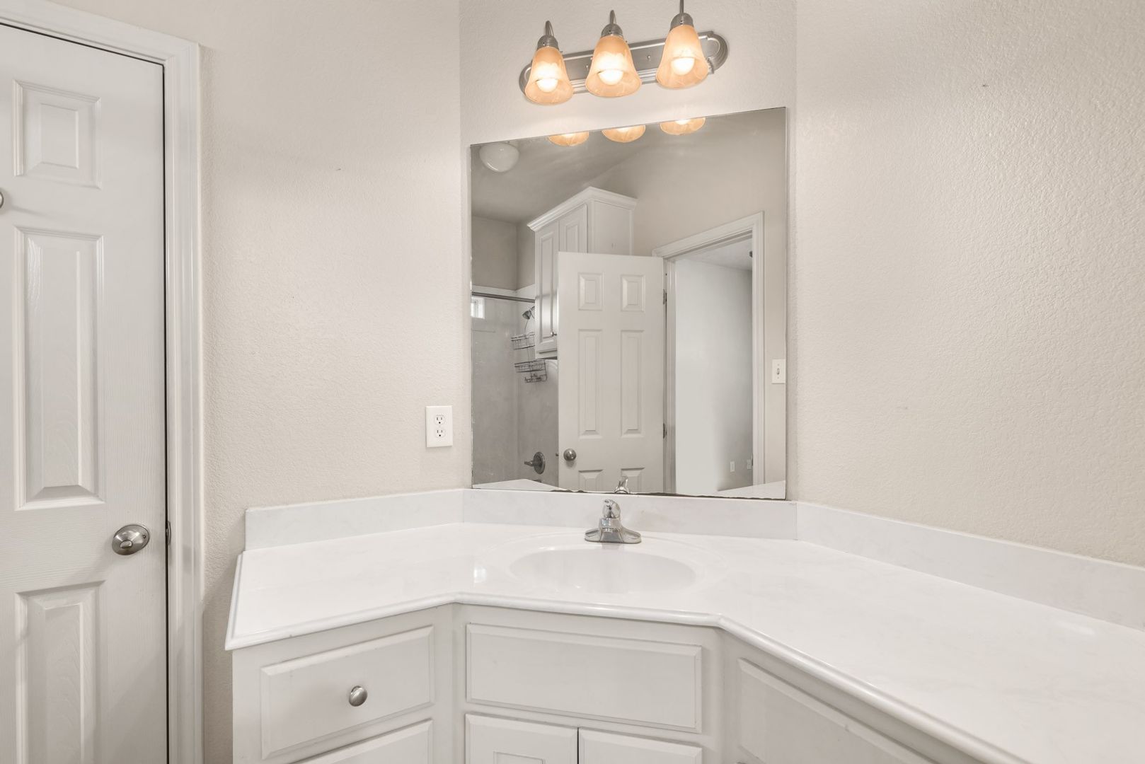 College Station House: 210 Sterling St